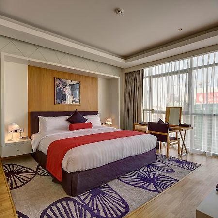 Royal Continental Hotel Ντουμπάι Εξωτερικό φωτογραφία