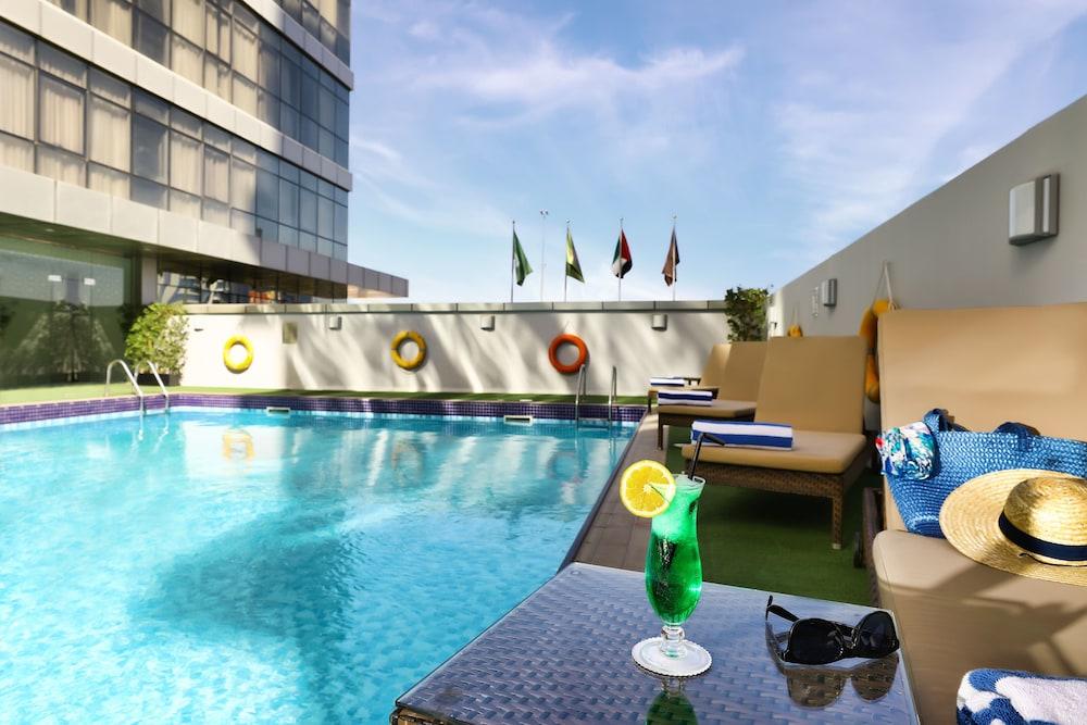 Royal Continental Hotel Ντουμπάι Εξωτερικό φωτογραφία