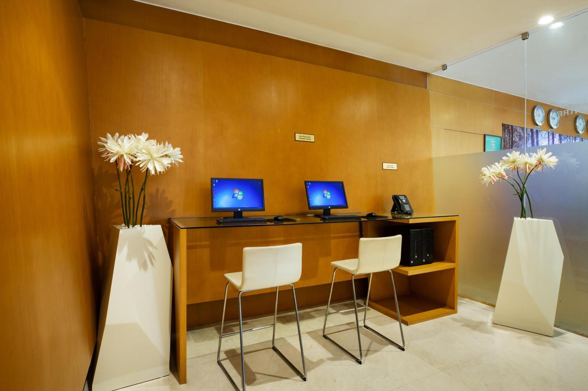 Royal Continental Hotel Ντουμπάι Εξωτερικό φωτογραφία