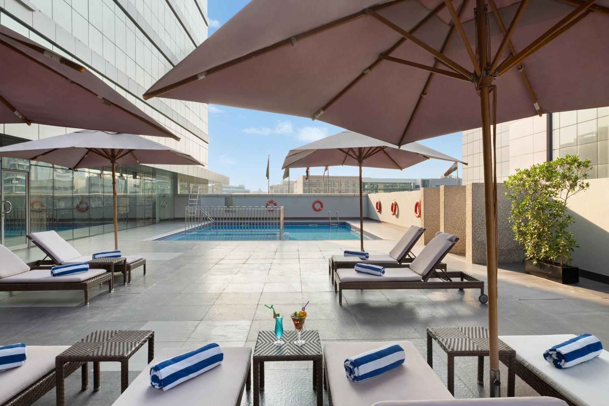 Royal Continental Hotel Ντουμπάι Εξωτερικό φωτογραφία